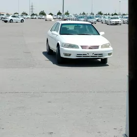 Toyota Camry 2001