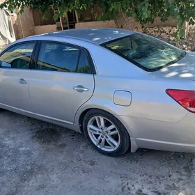 Toyota Avalon 2005