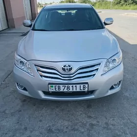 Toyota Camry 2010