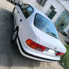 Toyota Carina 1996