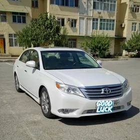 Toyota Avalon 2011