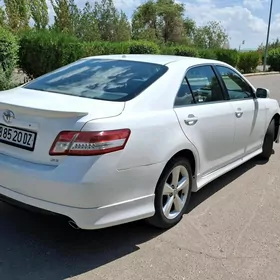 Toyota Camry 2010