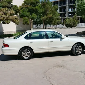 Toyota Avalon 1999