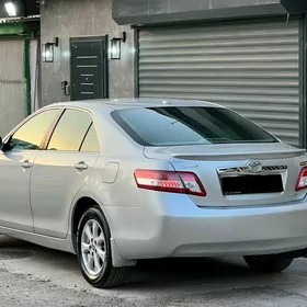 Toyota Camry 2010