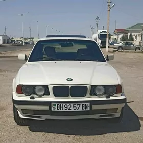 BMW 525 1989