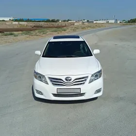 Toyota Camry 2010
