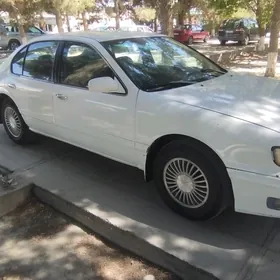 Nissan Cefiro 1995