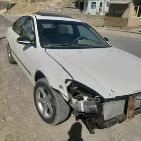 Nissan Altima 2001