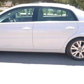 Toyota Avalon 2010
