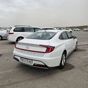 Hyundai Sonata 2021