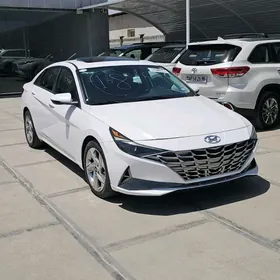 Hyundai Elantra 2021