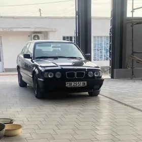BMW 525 1992