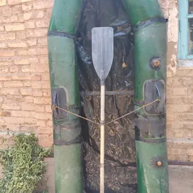 Лодка БУ