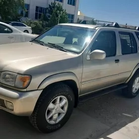 Nissan Pathfinder 2003