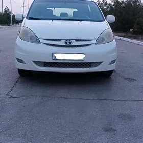 Toyota Sienna 2007