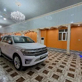 Ford Expedition 2022