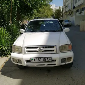 Nissan Pathfinder 2003