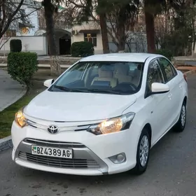 Toyota Yaris 2014