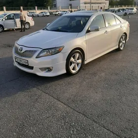 Toyota Camry 2010