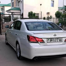 Toyota Avalon 2011