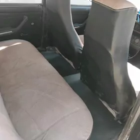 Lada 2107 2000