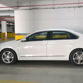 Volkswagen Passat 2011