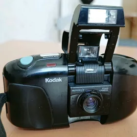 фотоаппарат "Кодак"