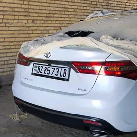 Toyota Avalon 2018