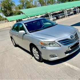 Toyota Camry 2011