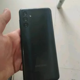 Samsung A04s