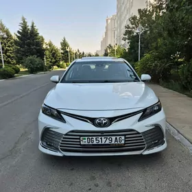 Toyota Camry 2020