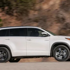 toyota highlander bagaz polka