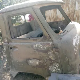 kabina uaz