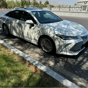 Toyota Avalon 2019