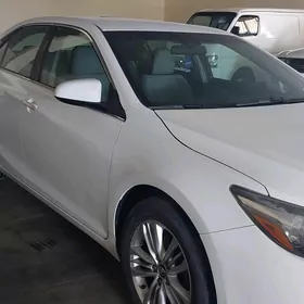 Toyota Camry 2017