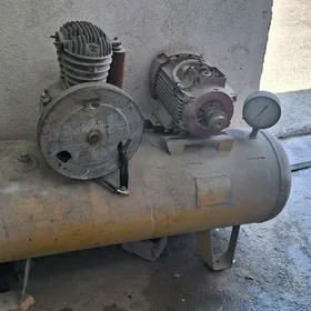 KOMPRESSOR