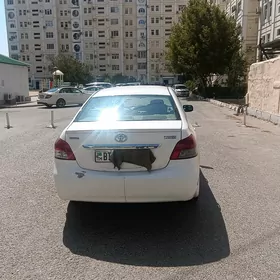 Toyota Yaris 2009