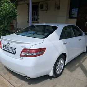 Toyota Camry 2010