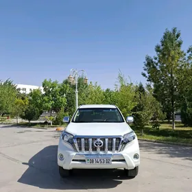 Toyota Land Cruiser Prado 2014
