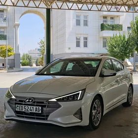 Hyundai Elantra 2020