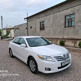 Toyota Camry 2011