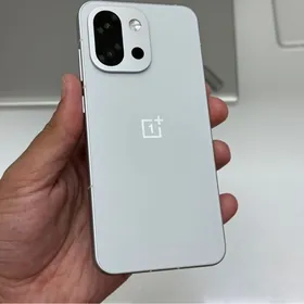 One plus 13T 16/512gb