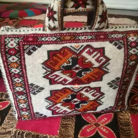 oturÿan haly sumka
