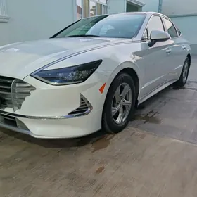 Hyundai Sonata 2020