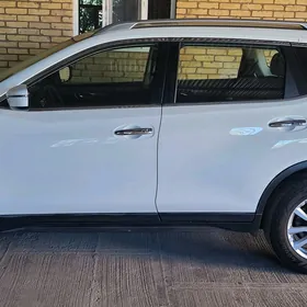 Nissan Rogue 2019