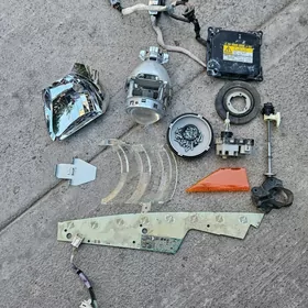 Lexus ES 350 fara zapcas