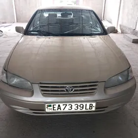 Toyota Camry 1997