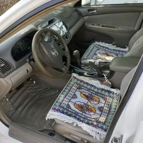 Toyota Camry 2003