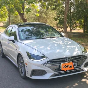Hyundai Sonata 2021