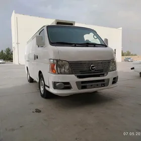 Nissan Urvan 2007